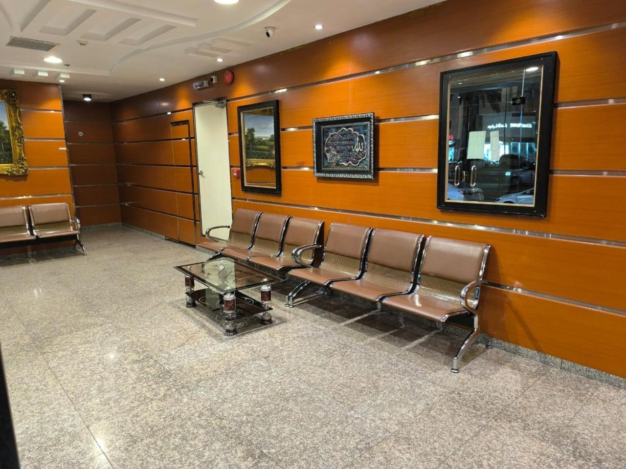 واحة المدينة للشقق الفندقيه Medina Bagian luar foto